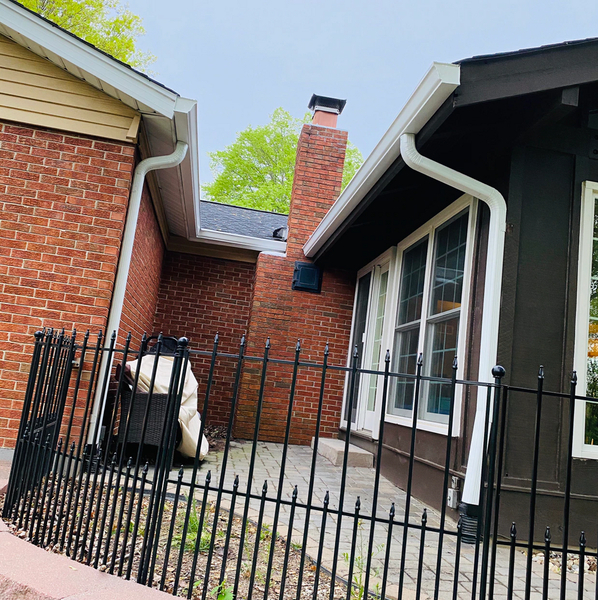 Cover photo of CAMARGOS SEAMLESS GUTTERS